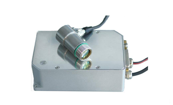 在線式紅外測溫儀產(chǎn)品圖 在線式紅外測溫儀產(chǎn)品圖